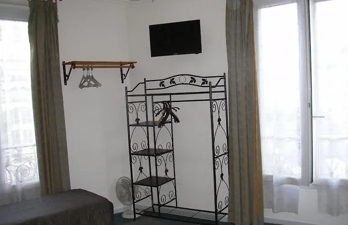 Hotel Victoria 2*