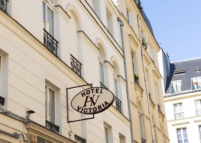 Victoria 2* Paris