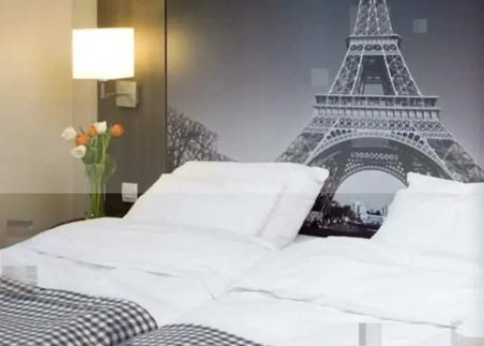 Victoria Hotel 2*
