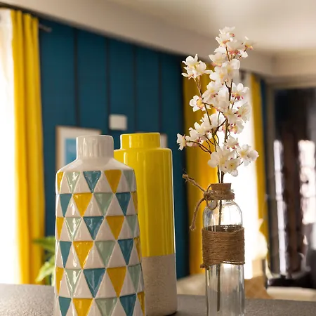 Victoria Hotel 2*